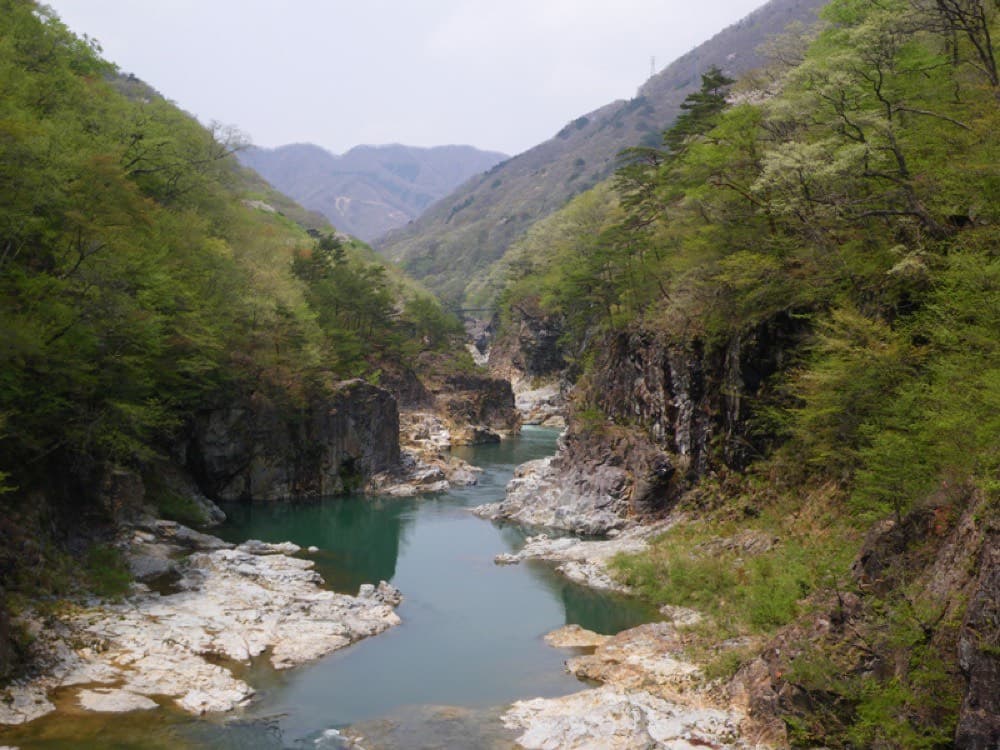 龍王峡の渓谷（写真は新緑期）